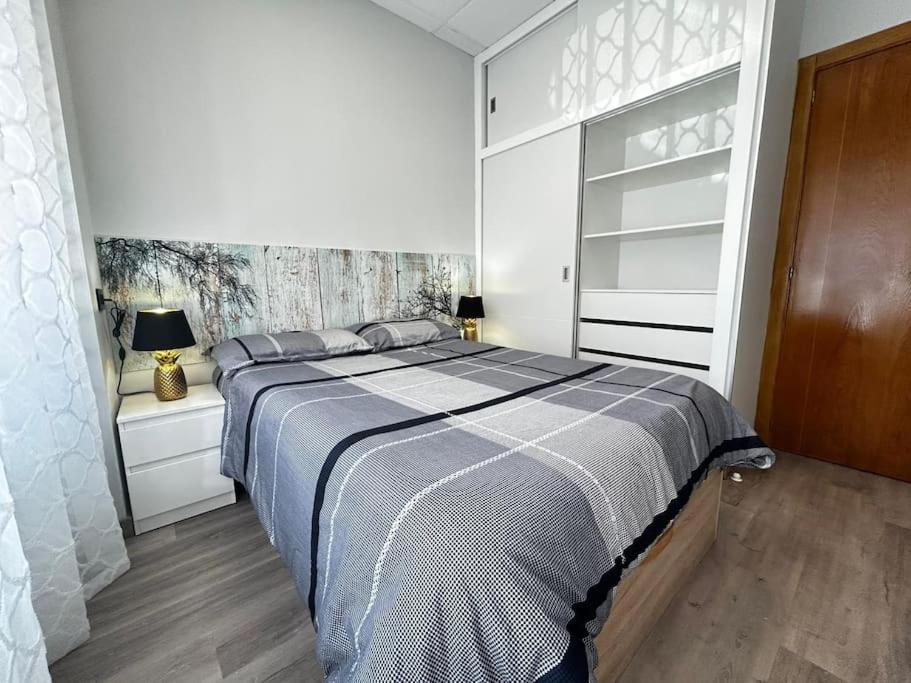 Apartamento Amueblado En El Centro De Мадрид Экстерьер фото